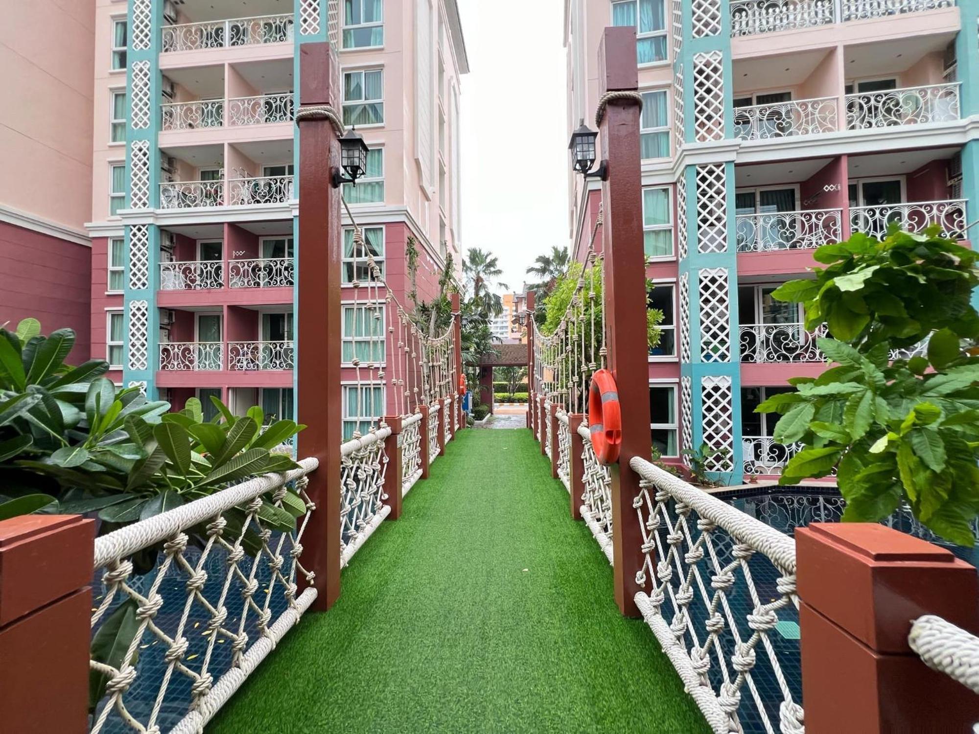 Grand Caribbean By Rita Appartement Pattaya